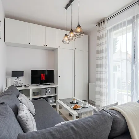 сlose-central - Center - Cozy -kollataja